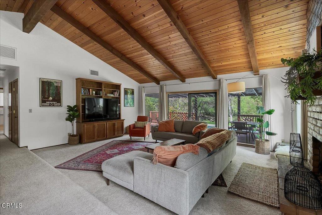 40946 Cherokee Oaks Drive