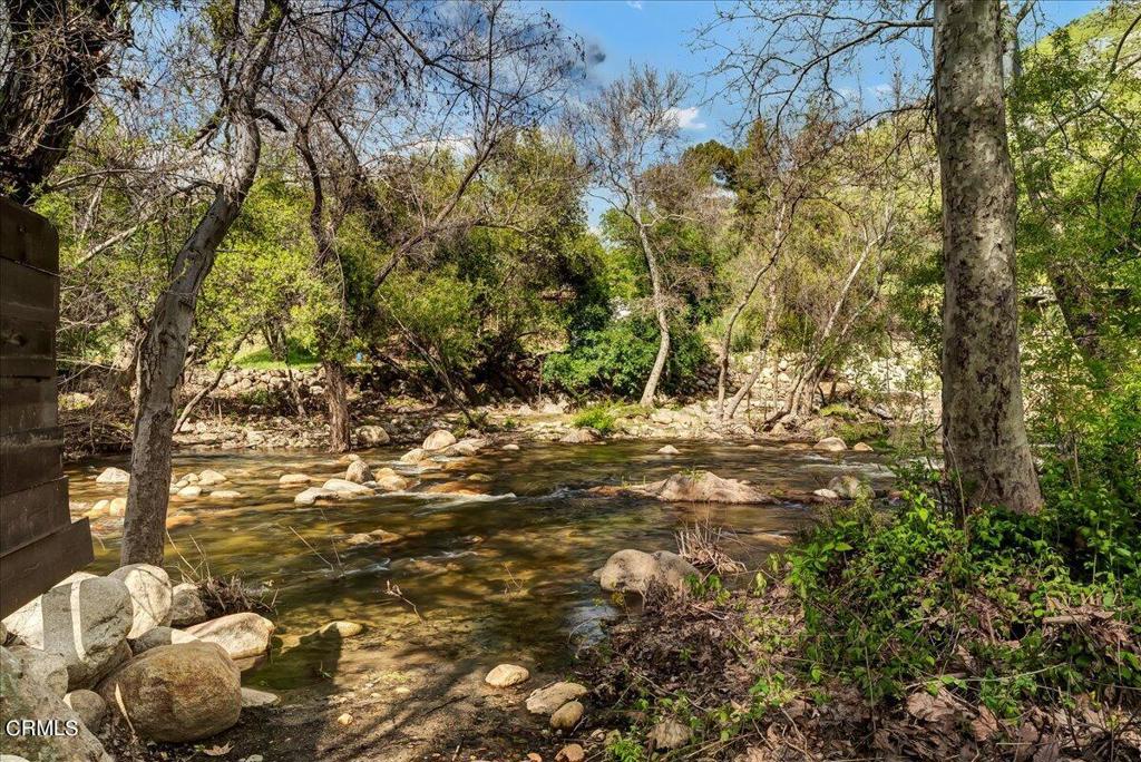 40946 Cherokee Oaks Drive