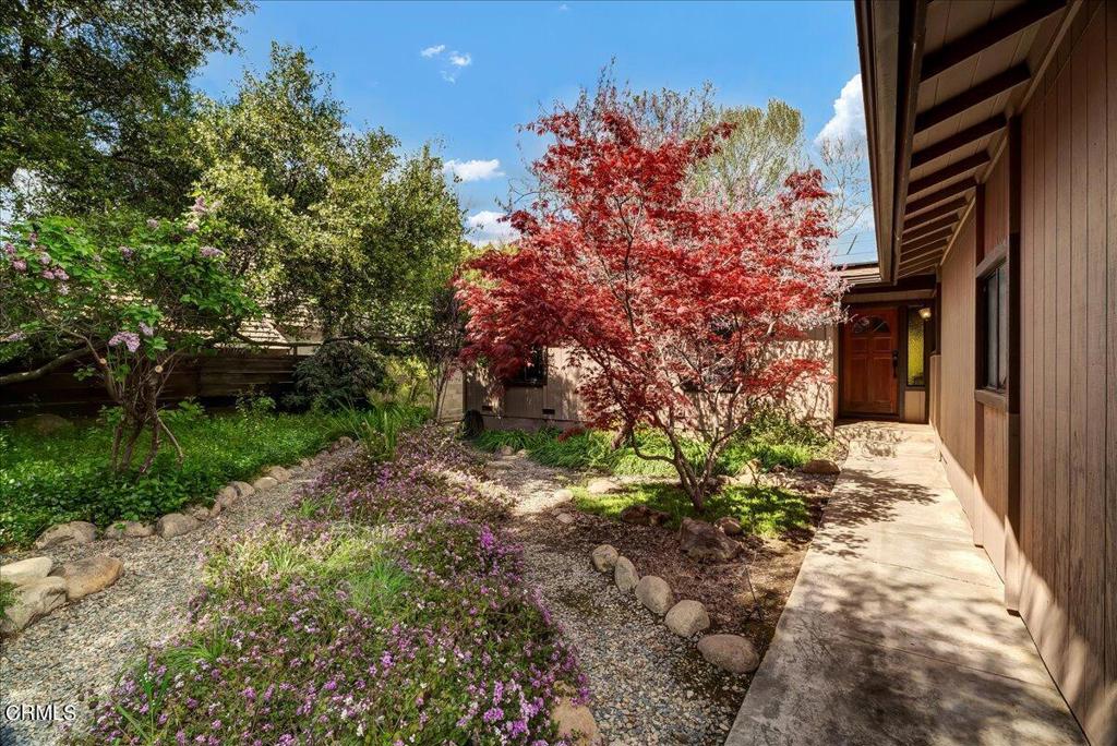 40946 Cherokee Oaks Drive