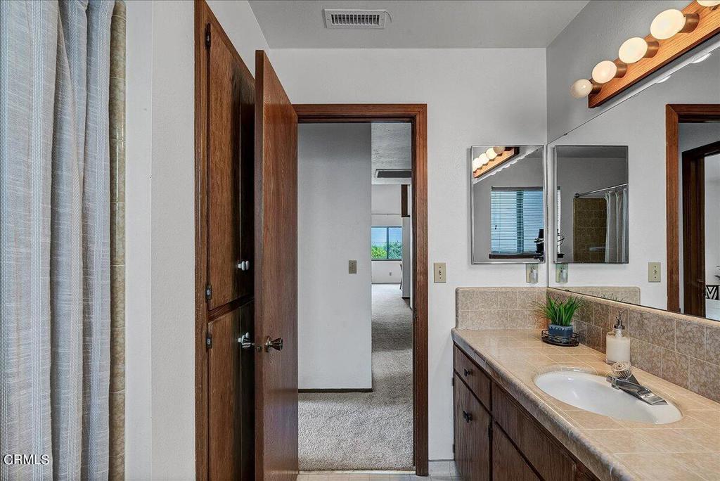 40946 Cherokee Oaks Drive