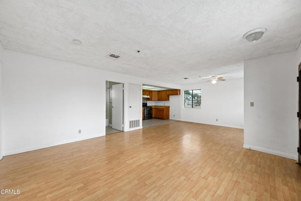 305 S Granada Avenue