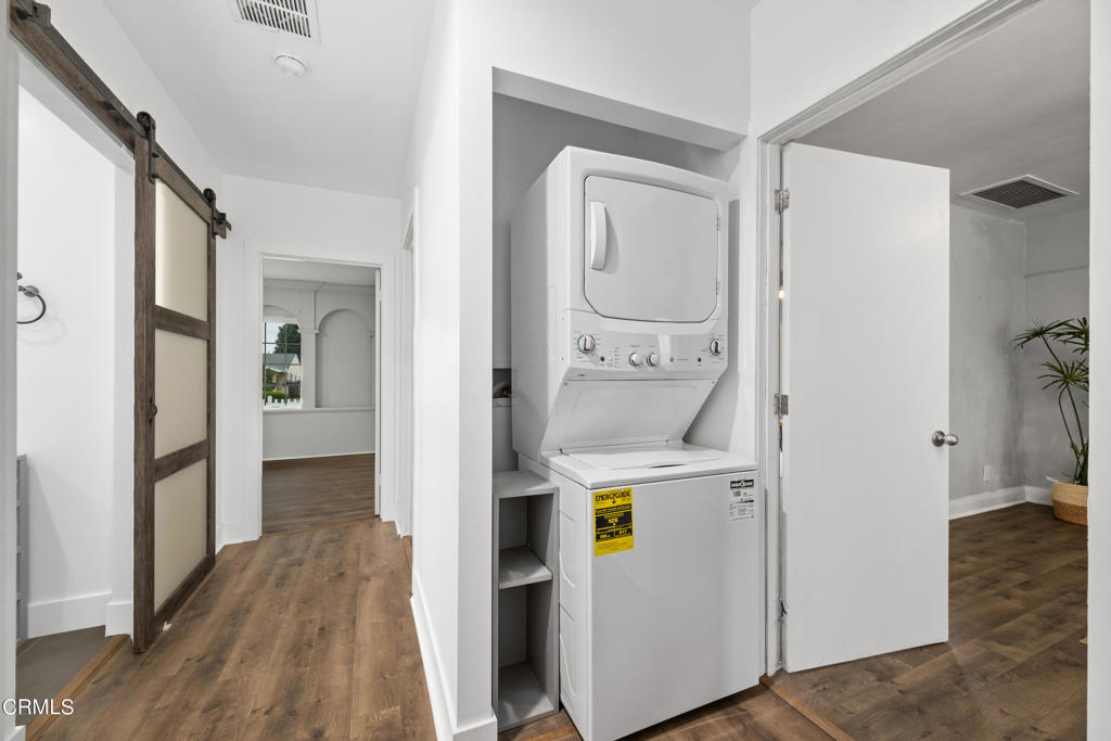 305 S Granada Avenue