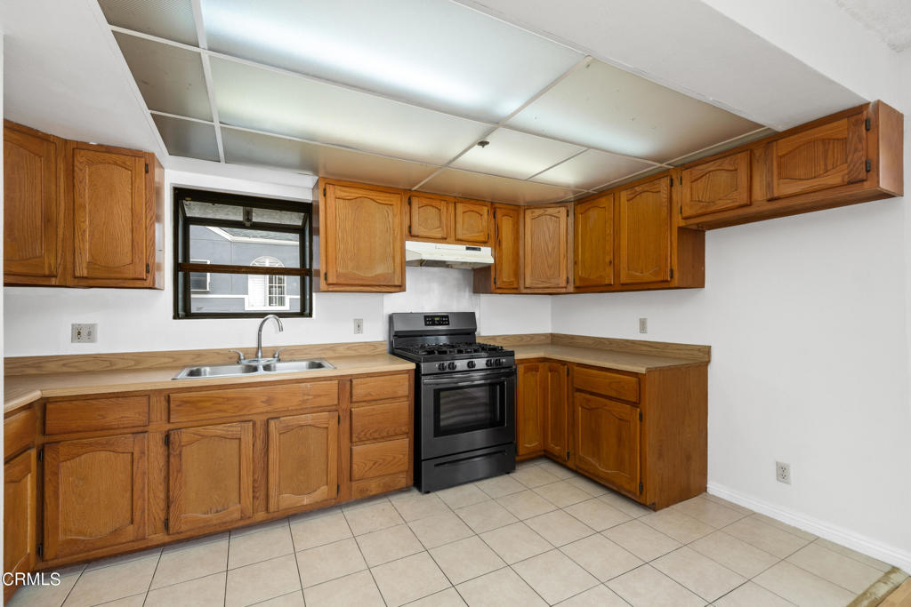 305 S Granada Avenue