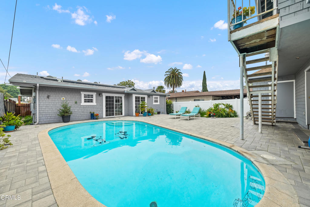 305 S Granada Avenue