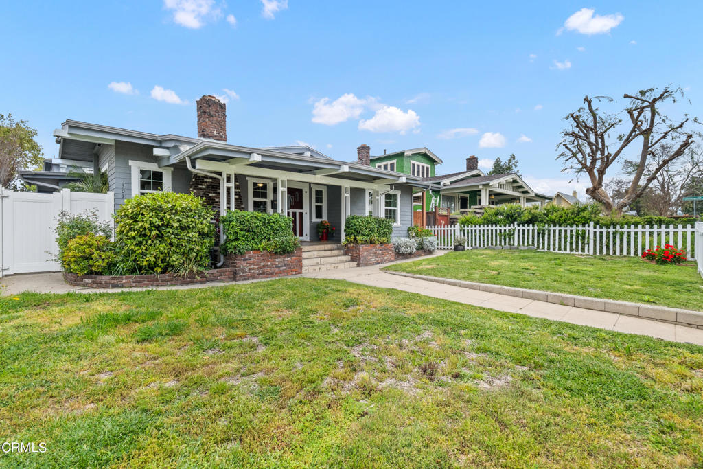 305 S Granada Avenue