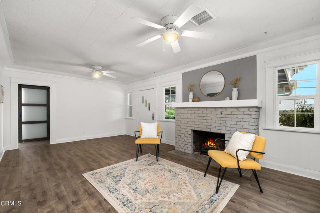 305 S Granada Avenue