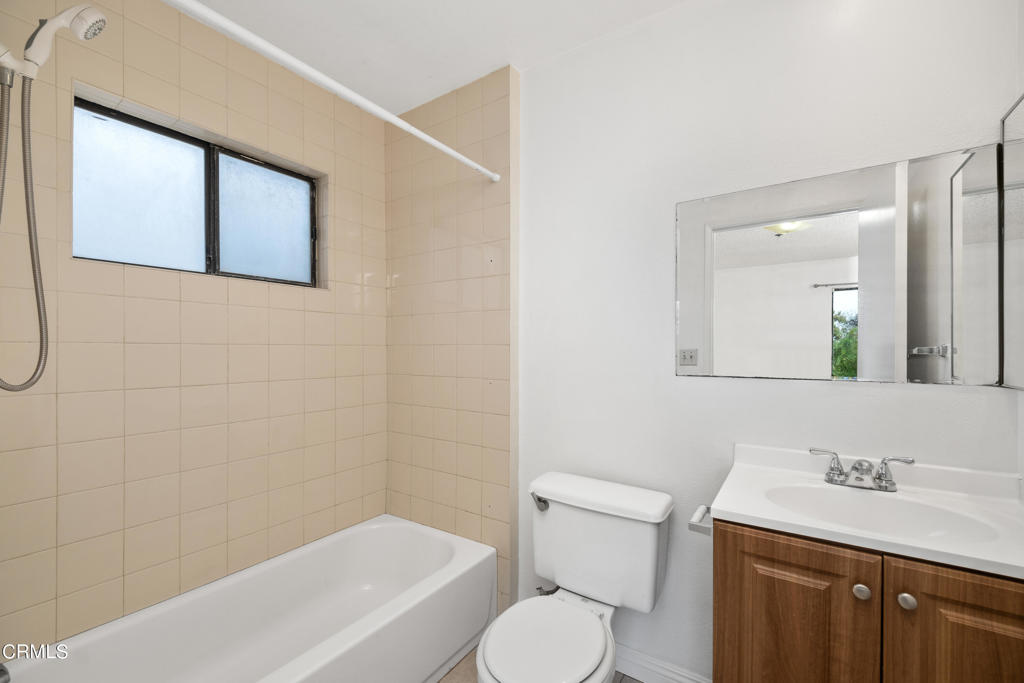 305 S Granada Avenue