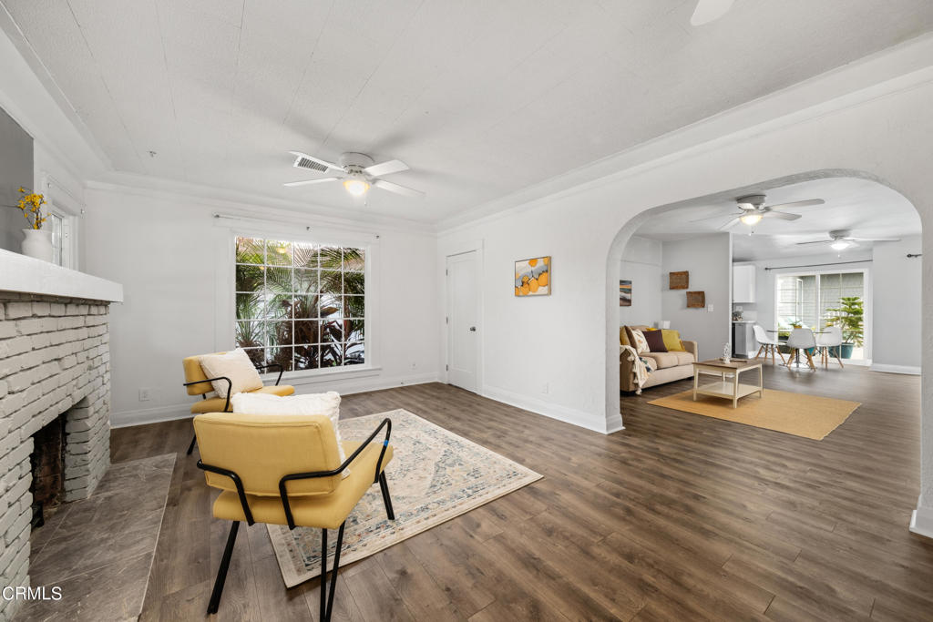 305 S Granada Avenue