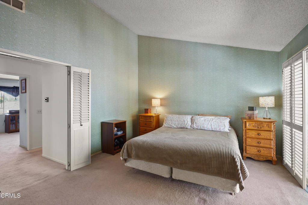 107 Oak Forest Circle