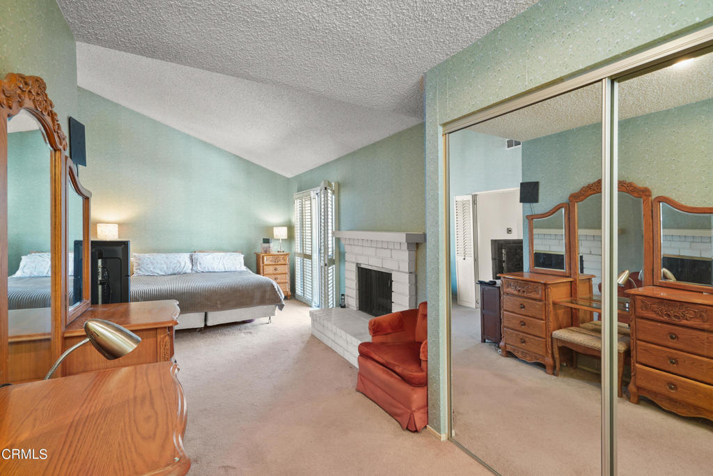 107 Oak Forest Circle