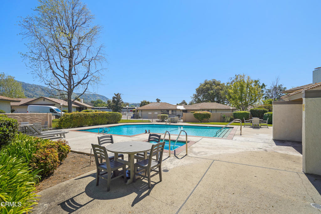 107 Oak Forest Circle