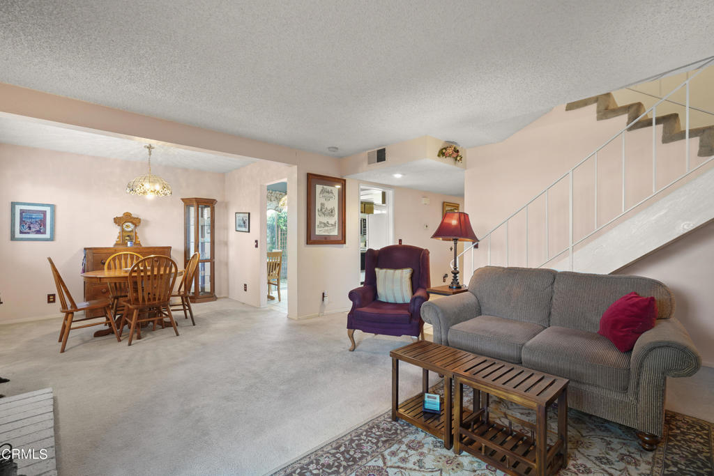 107 Oak Forest Circle