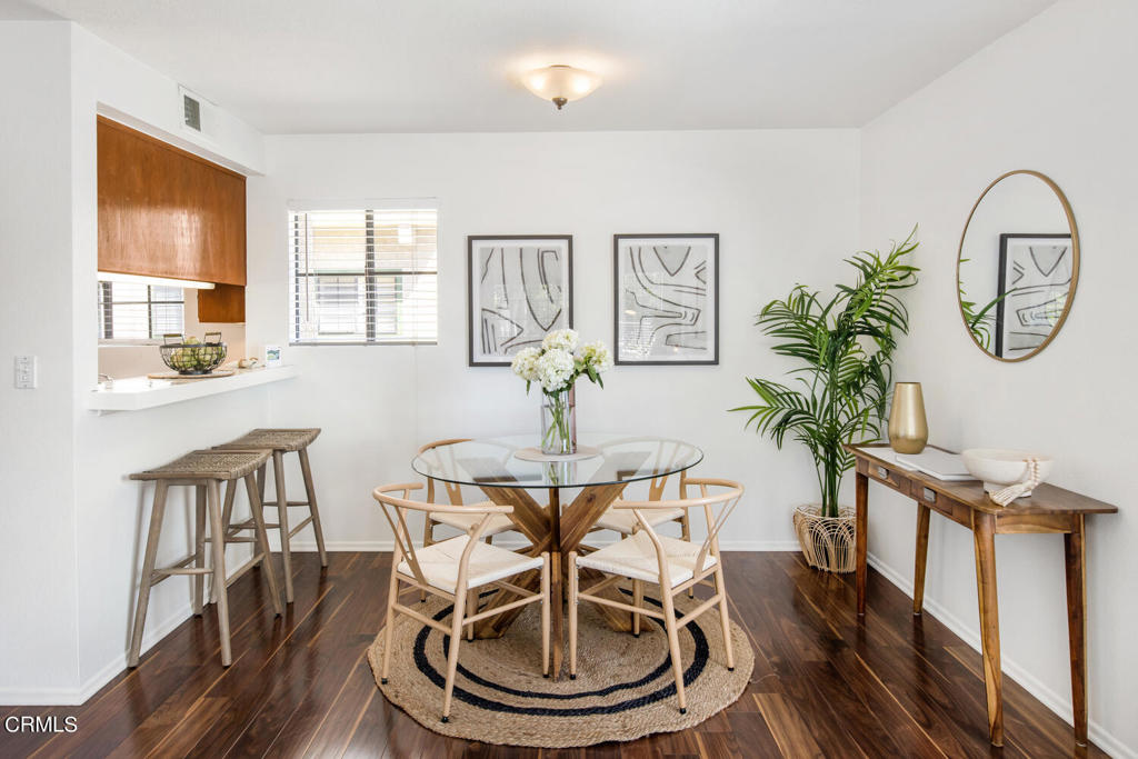 170 N Sierra Bonita Avenue 15