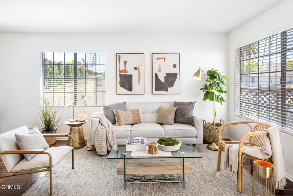 170 N Sierra Bonita Avenue 15