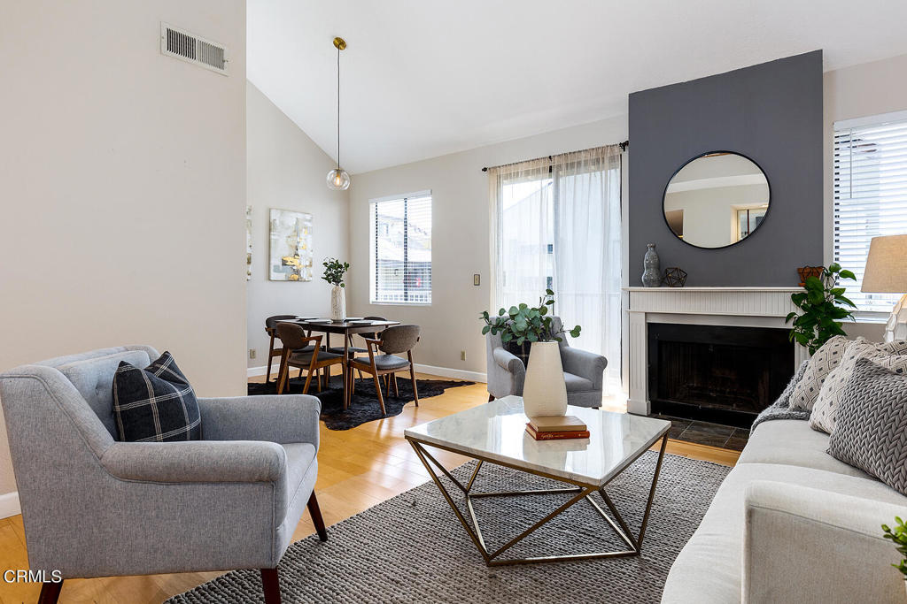 330 Cordova Street 386