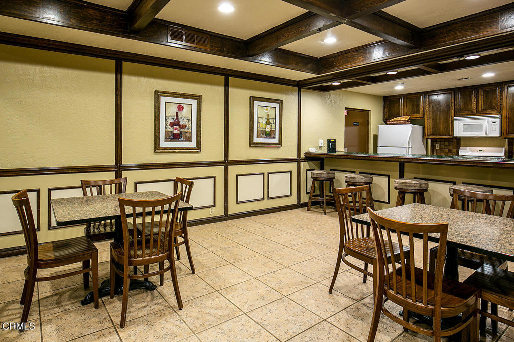 330 Cordova Street 386