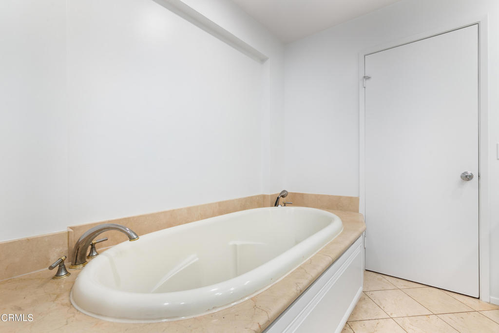 1202 Indiana Avenue 1