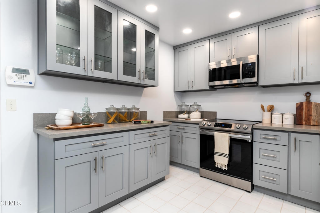 1202 Indiana Avenue 1