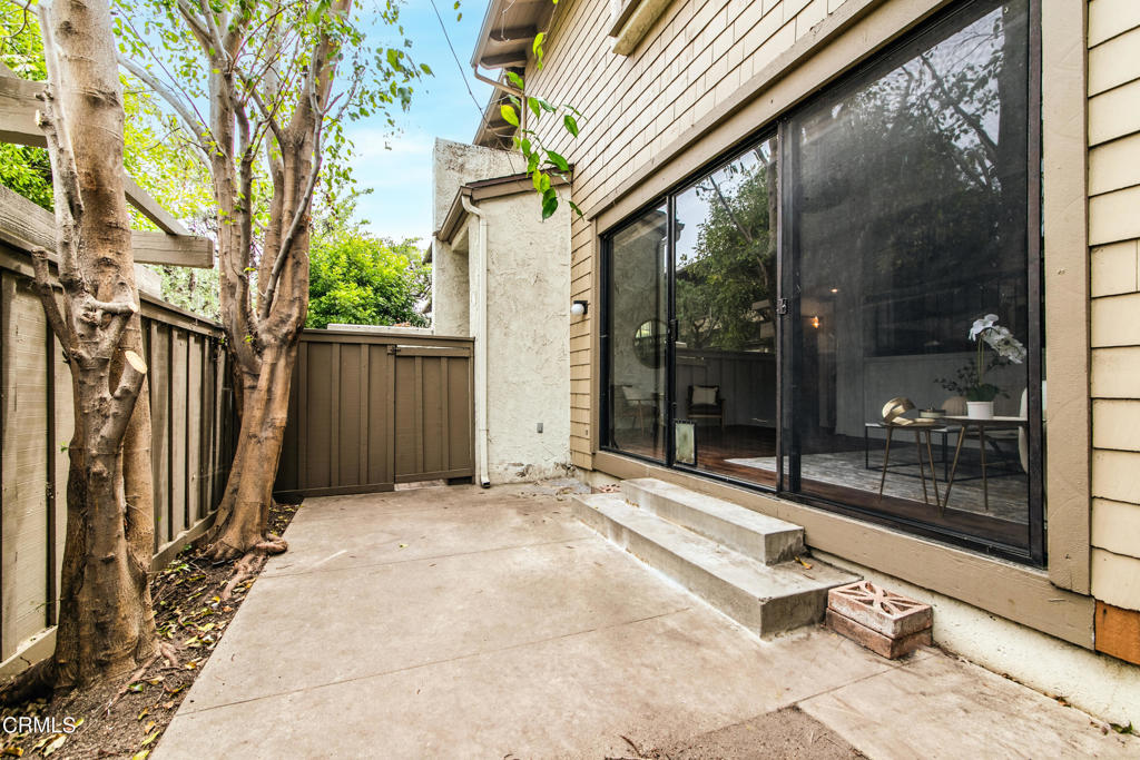 1202 Indiana Avenue 1