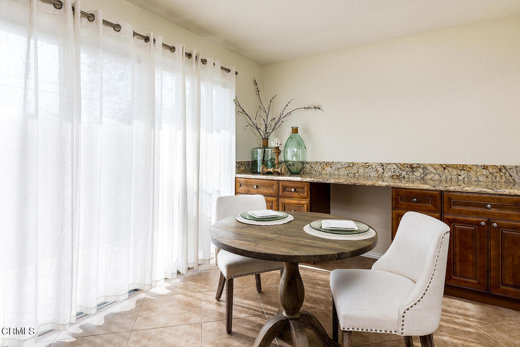 555 W Sierra Madre Boulevard E