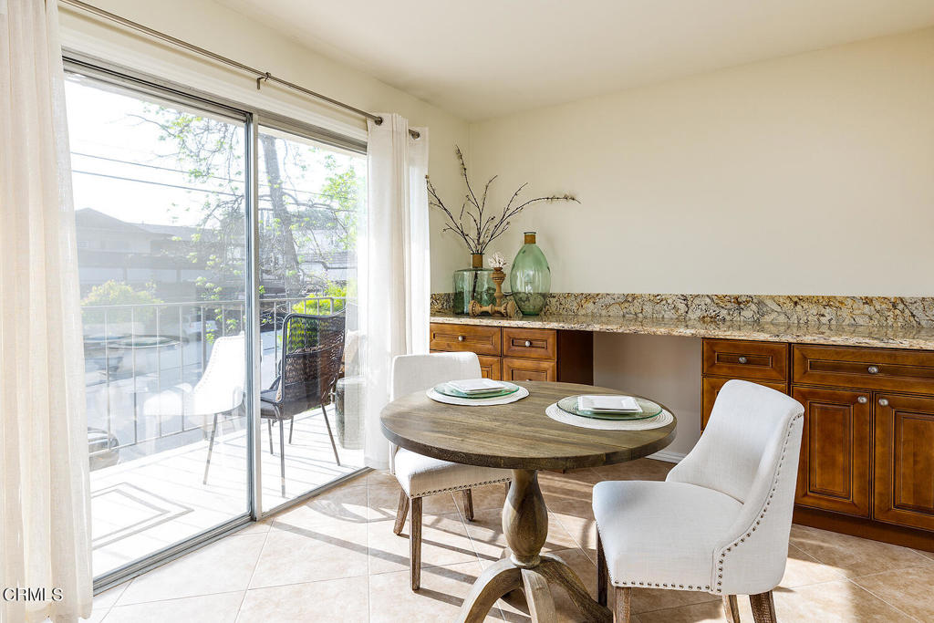 555 W Sierra Madre Boulevard E