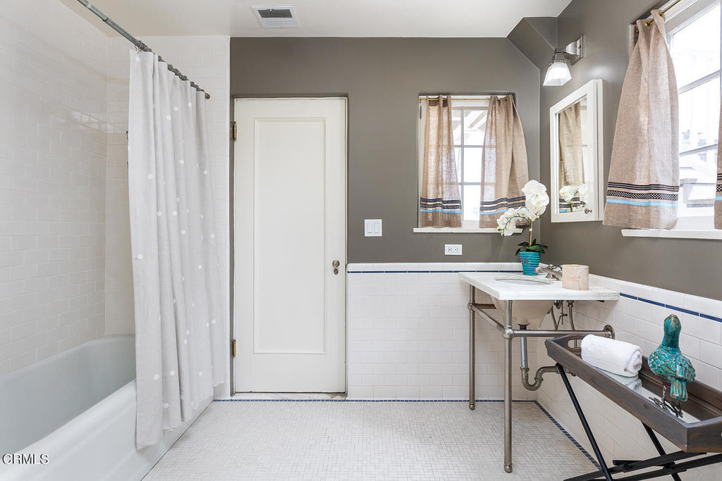 780 Huntington Circle