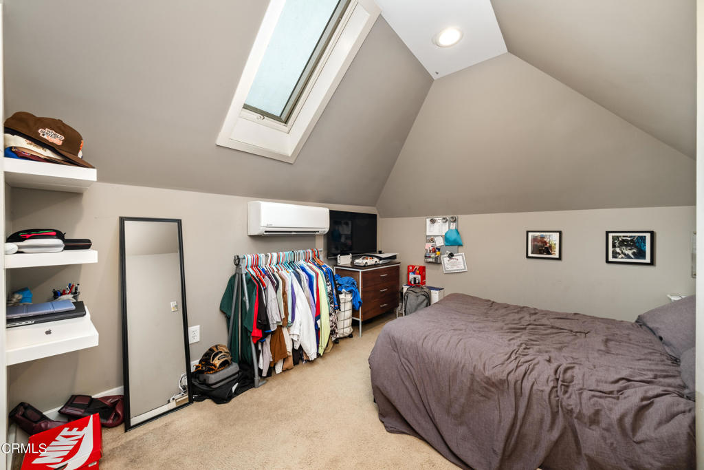 2101 Huntington Drive