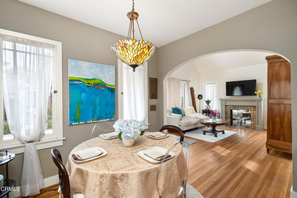 2101 Huntington Drive