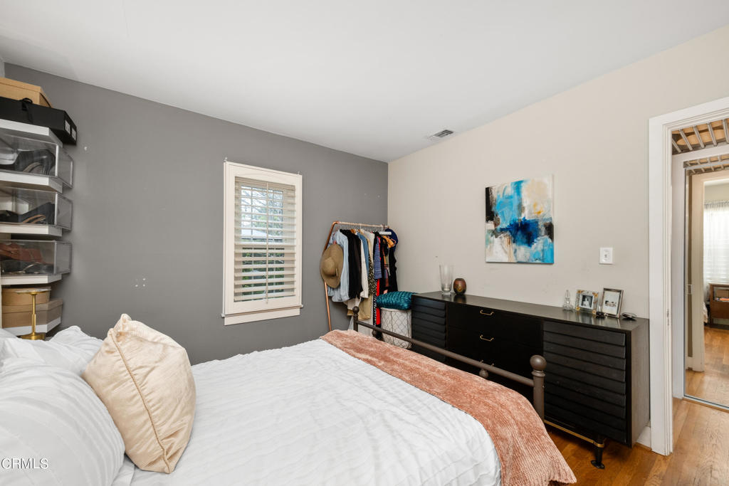 2101 Huntington Drive