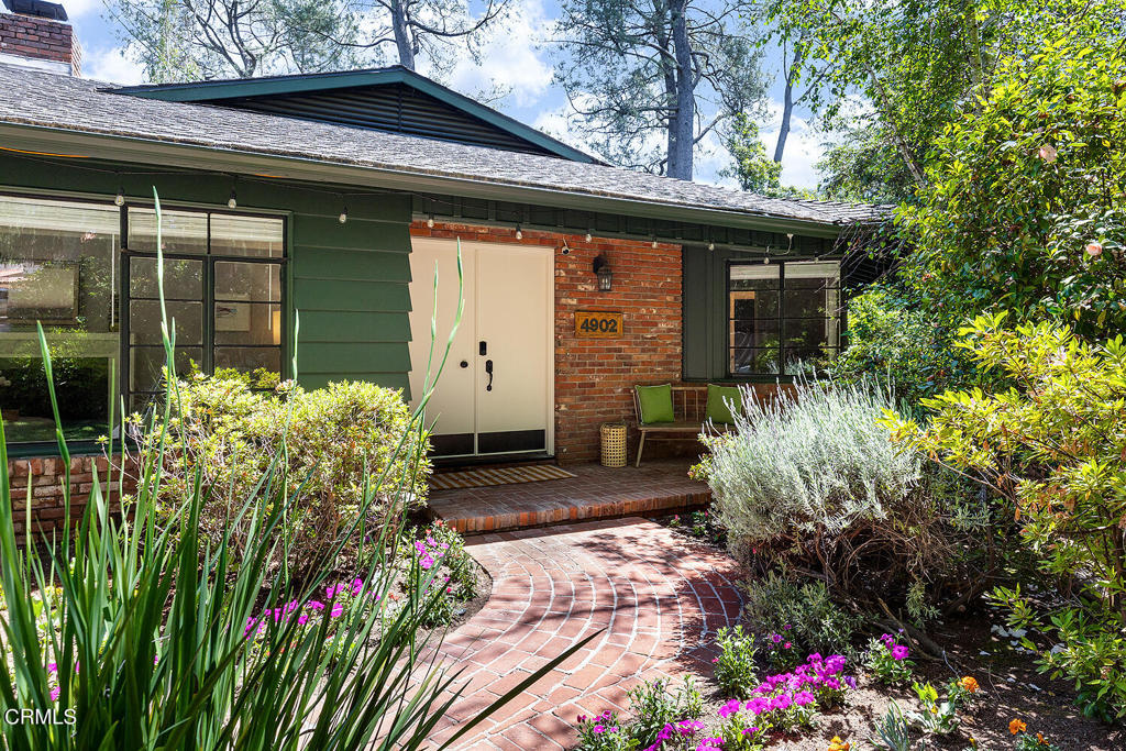 4902 Alta Canyada Road