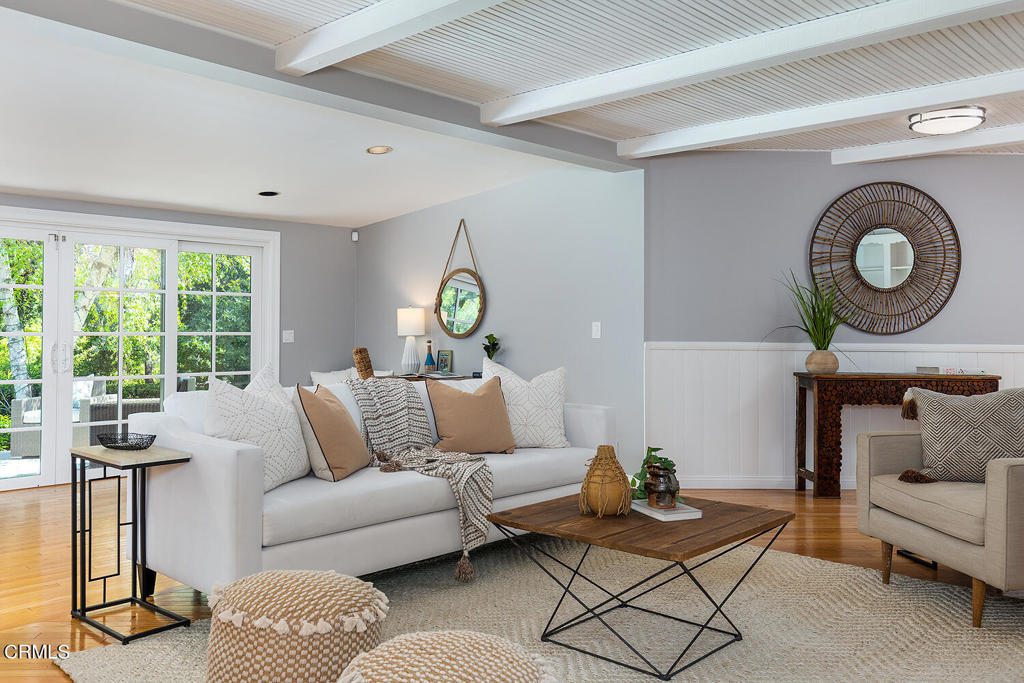 4902 Alta Canyada Road