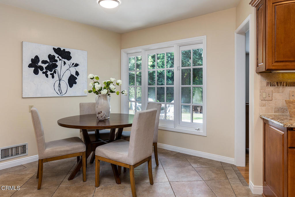 4902 Alta Canyada Road