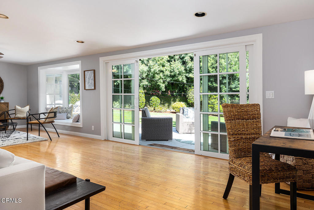 4902 Alta Canyada Road