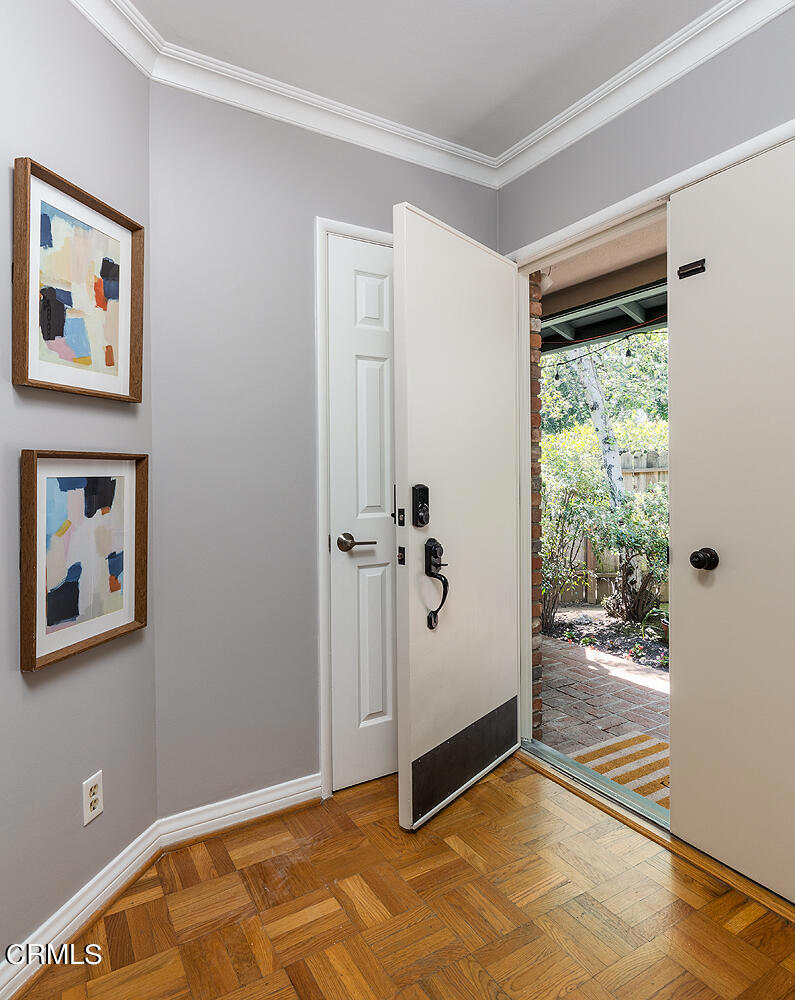 4902 Alta Canyada Road