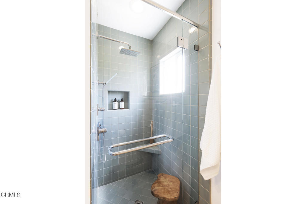 559 E Marigold Street