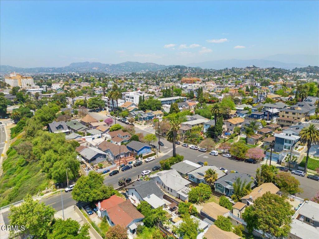 526 N Bonnie Brae Street