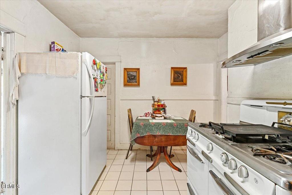 526 N Bonnie Brae Street