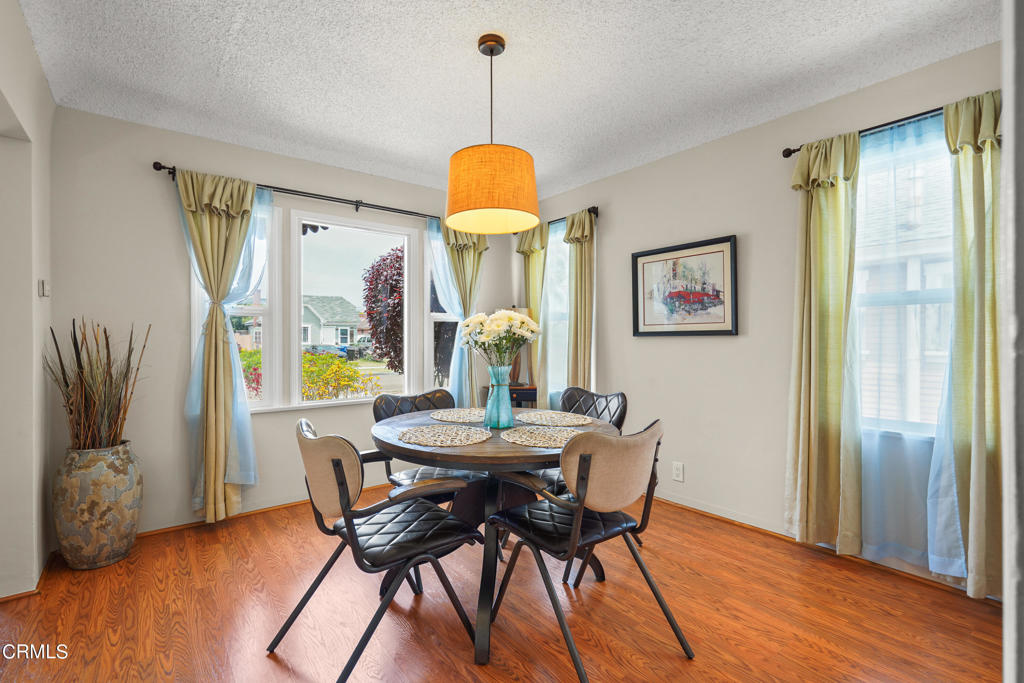3926 W 59th Place