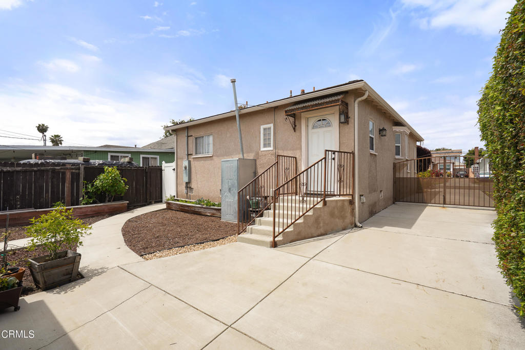 3926 W 59th Place