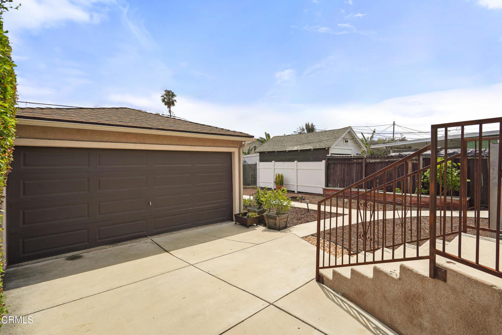 3926 W 59th Place