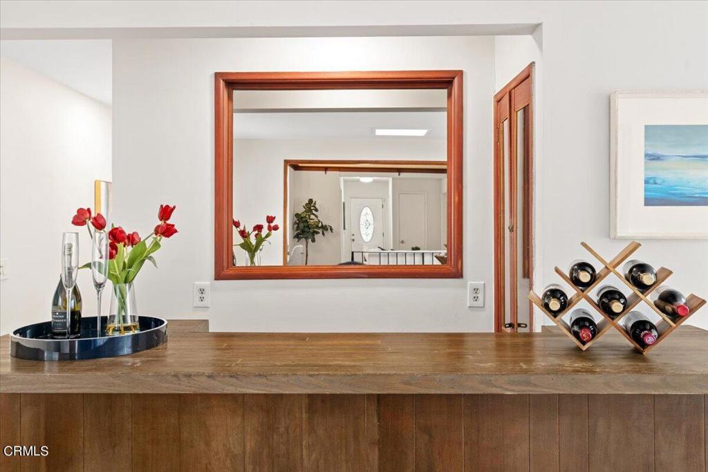 15206 Leadwell Street