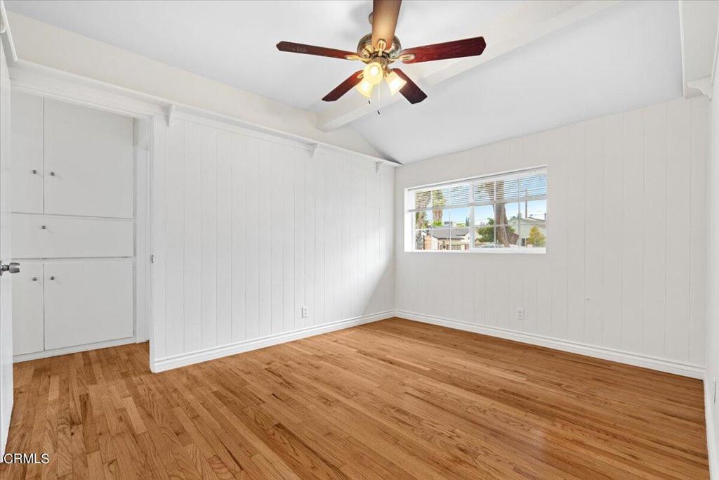 15206 Leadwell Street