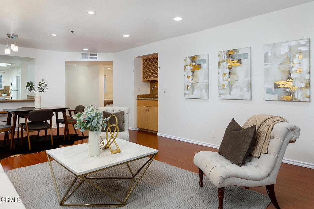 961 E California Boulevard 222