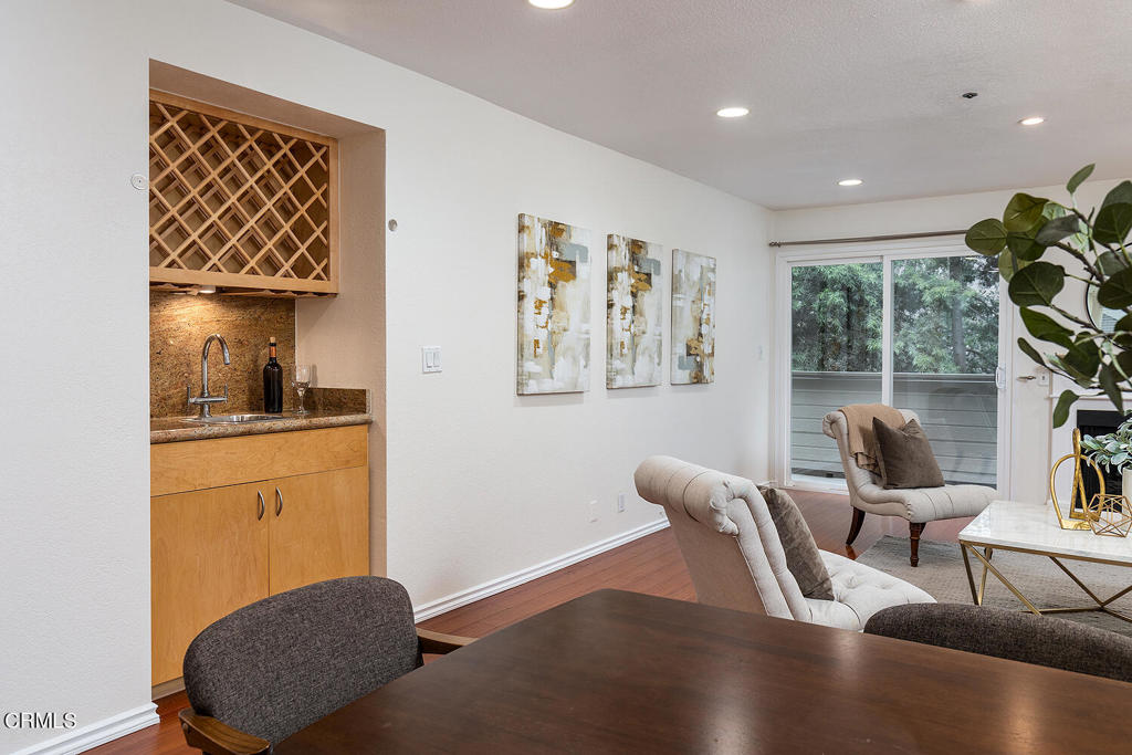 961 E California Boulevard 222