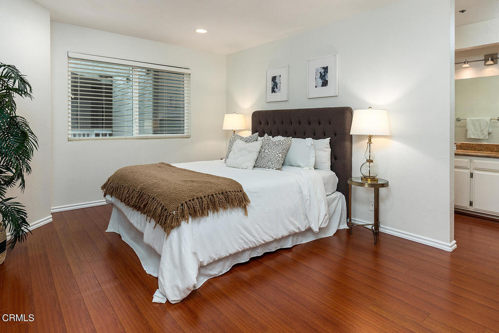 961 E California Boulevard 222