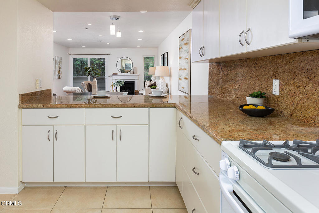 961 E California Boulevard 222