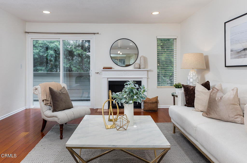 961 E California Boulevard 222