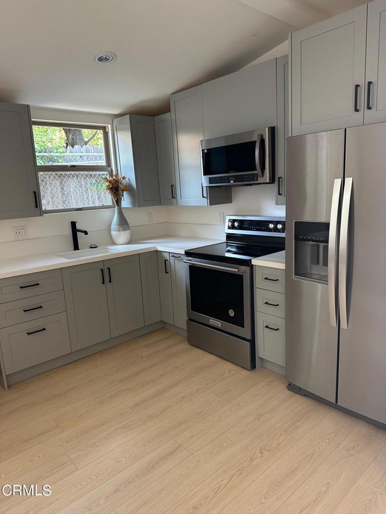 530 1/2 Thompson Drive