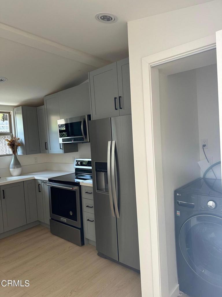 530 1/2 Thompson Drive