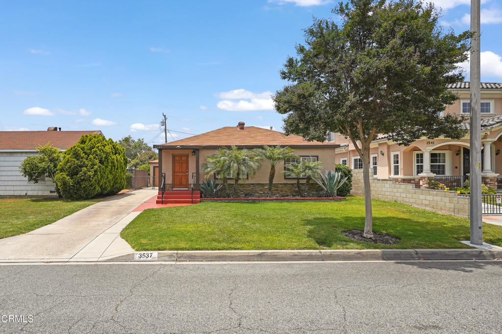 3537 Ellis Lane